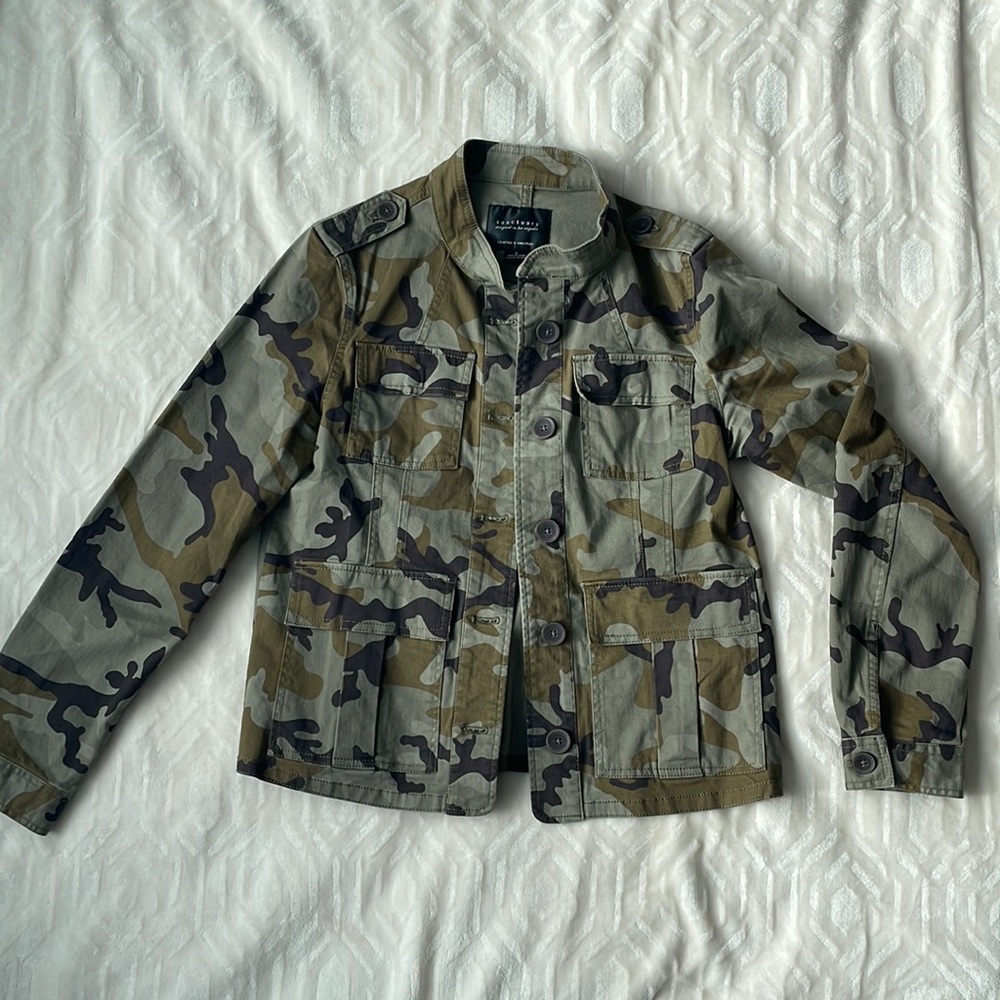 Sanctuary size small, button up, camo utility jacket. NWOT